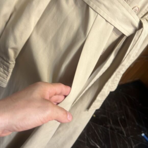 Vintage trench coat - Picture 7 of 16